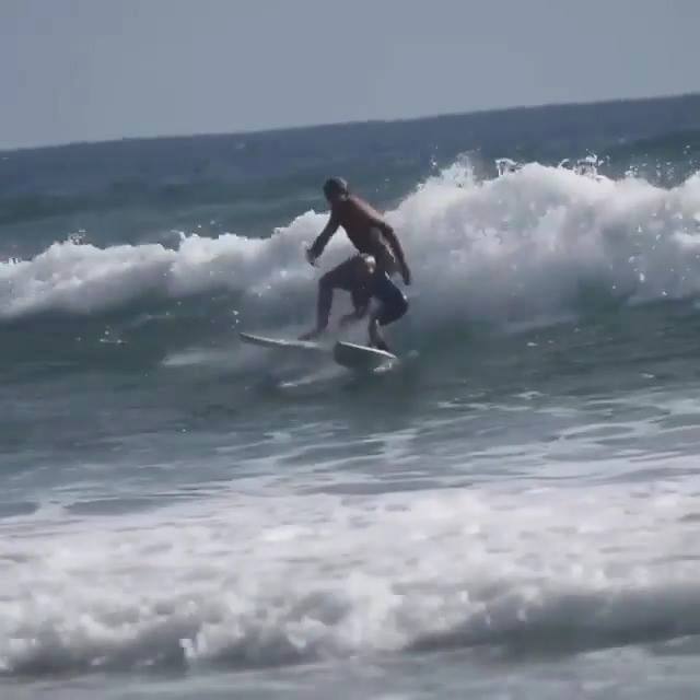 Cap Ferret Surf School a partagé la vidéo de Surf Euro