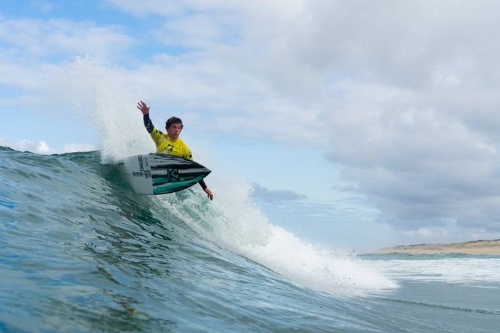 Photos de la publication de la Fédération Française de Surf