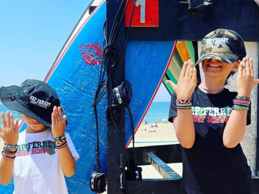 #capferretsurfschool #trucvert #souvenirs #holidaysgifts
