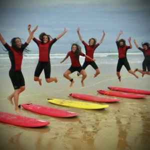 Cours de surf au cap ferret dans la joie